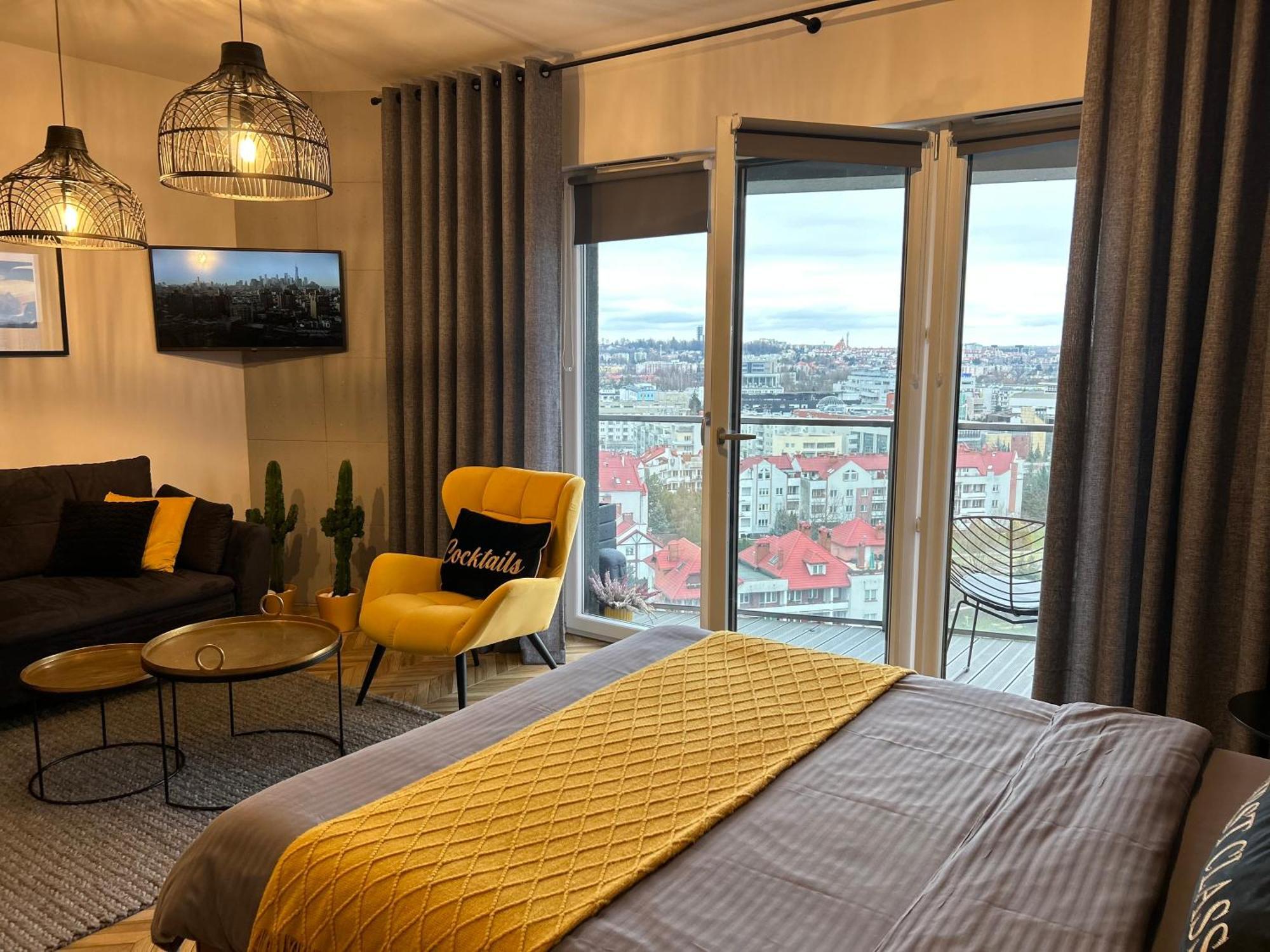 Capital Towers "First Class" Rzeszów Buitenkant foto